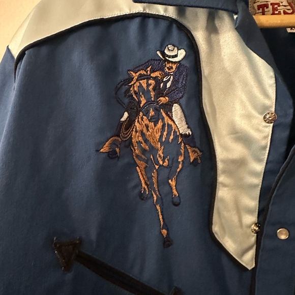 Blue Western Shirt with Embroidered Cowboys - Picture 2 of 6